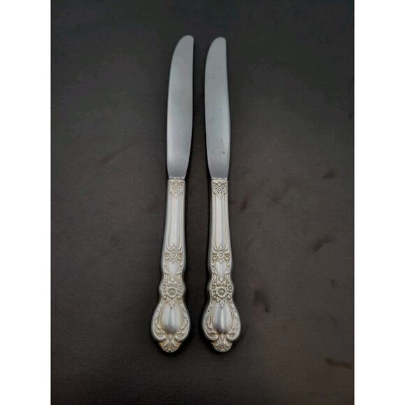 1847 IS Rogers Bros Silverware Set Of 2 HERITAGE Flatware Dinner Knives - Picture 4 of 6